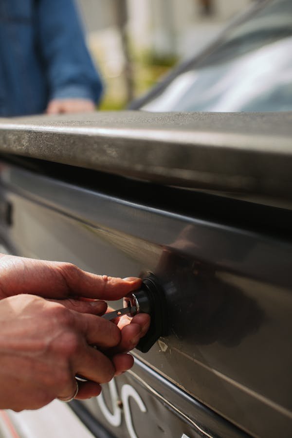 Besoin d'un serrurier automobile à compiègne ? nos conseils !